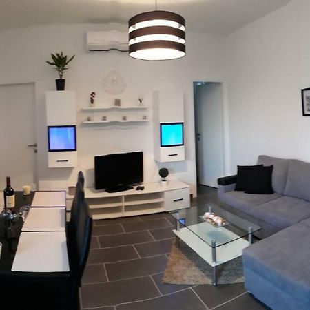 Apartamento App Lana Crikvenica Exterior foto